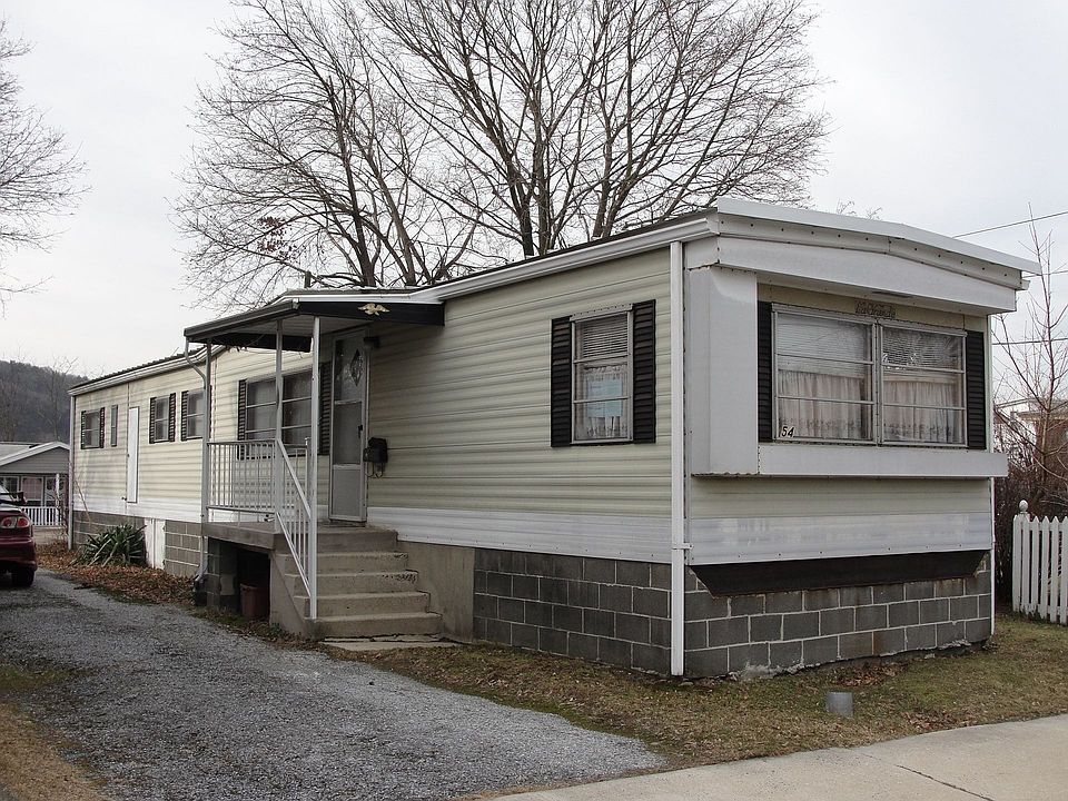 1st image of 54 Schumacher Ave