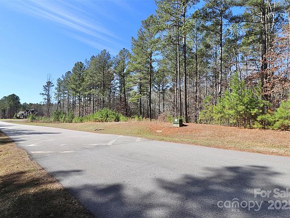 5th image of 1092 Ledge Wood Ln #16