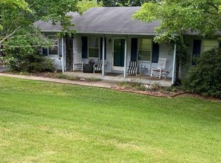 117 Blueberry Ln, Inman, SC 29349