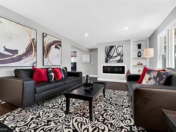 4th image of 573 Trebisky Rd