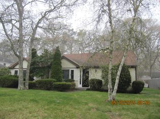 39 Farm Hill Rd, Centerville, MA 02632