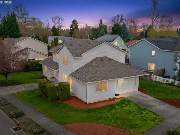 1022-1034 NE Lija Loop, Portland, OR 97211