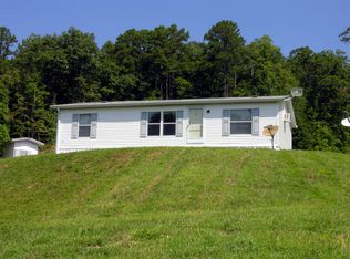200 Ironsburg Rd, Tellico Plains, TN 37385
