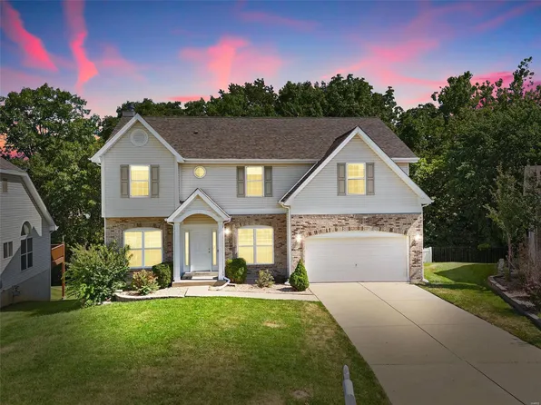 4193 Stonecroft Dr, Saint Charles, MO 63304