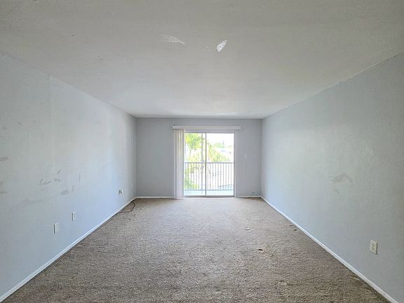5th image of 1849 Maravilla Ave APT A14