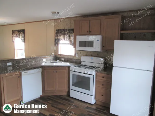 576 W Forest Grove Rd, Vineland, NJ