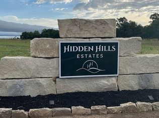 1283 Hidden Hills Dr, Claflin, KS 67525