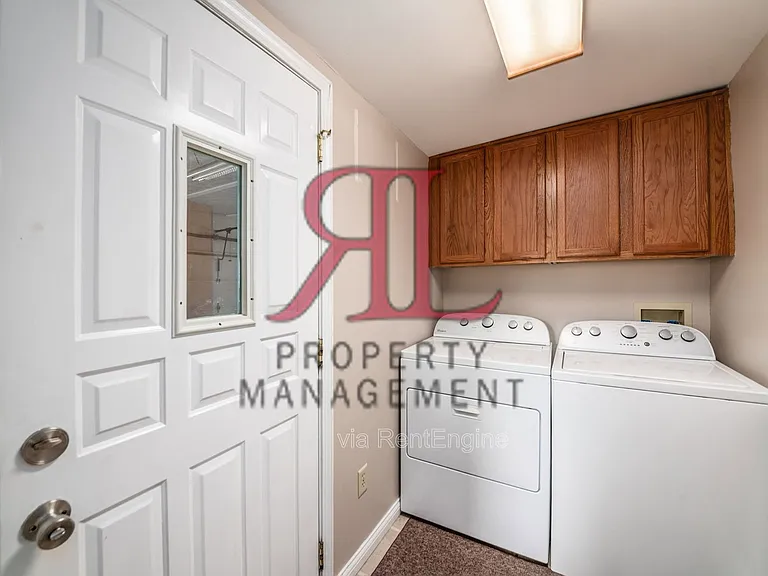 7775 Peter Hoover Rd — Photo 24