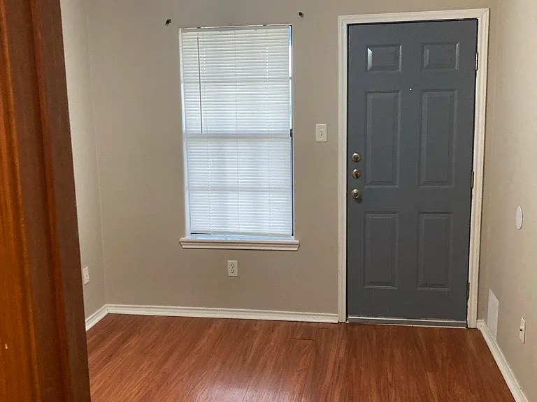 4308 Kings Dr #2 — Photo 3