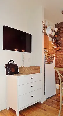 Rented by City Connections Realty | media 18