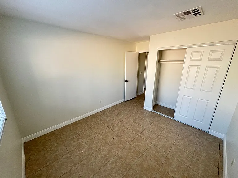 8600 W Charleston Blvd #1129 — Photo 12