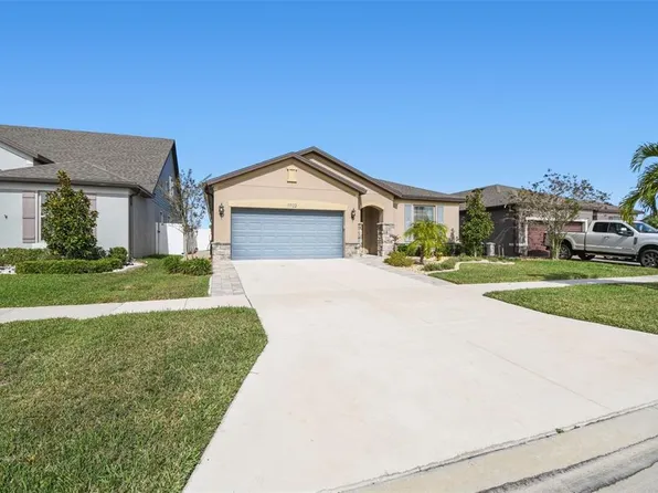 11722 Clare Hill Ave, Riverview, FL 33579