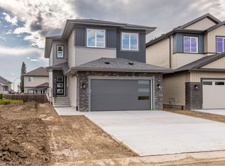 10458 104th St, Morinville, AB T8R1C9