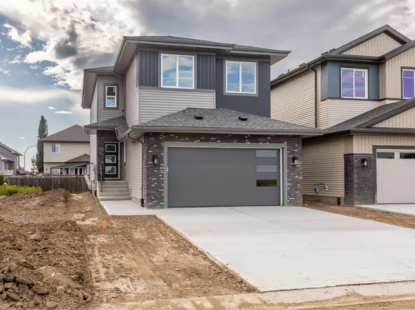 10458 104th St, Morinville, AB T8R 1C9