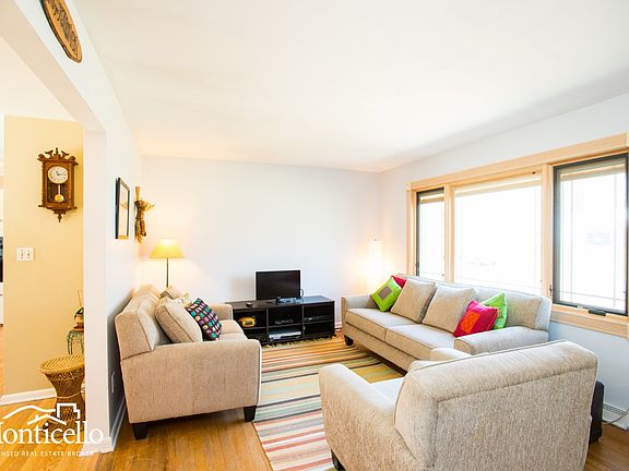 2nd image of 28 E Highland Dr