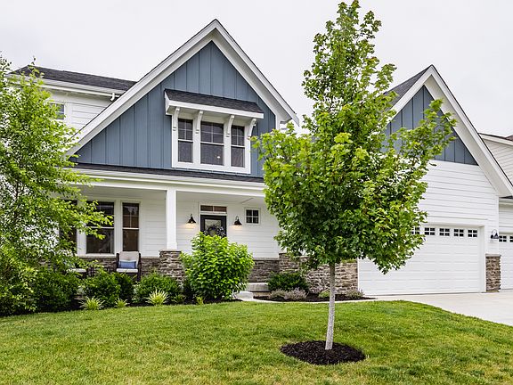 2nd image of 164 Oakhurst Way