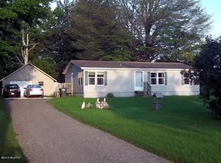 5509 S 120th Ave, Rothbury, MI 49452