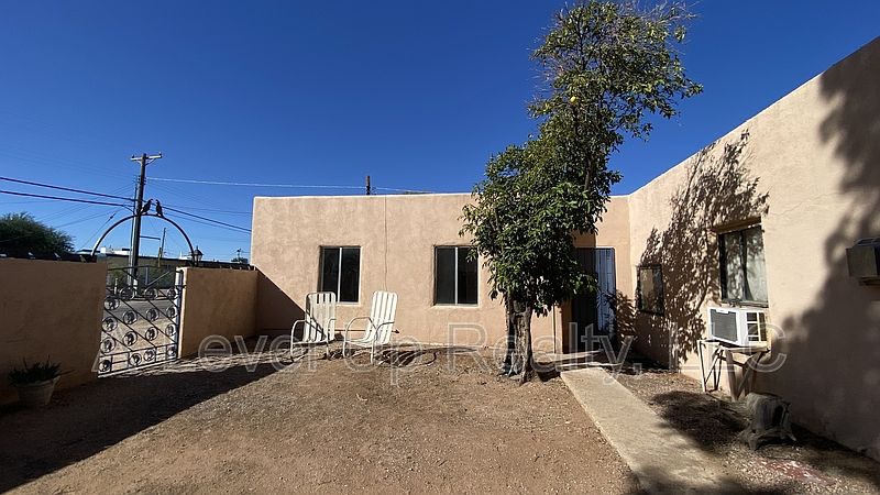 1st image of 2601 N Forgeus Ave #B