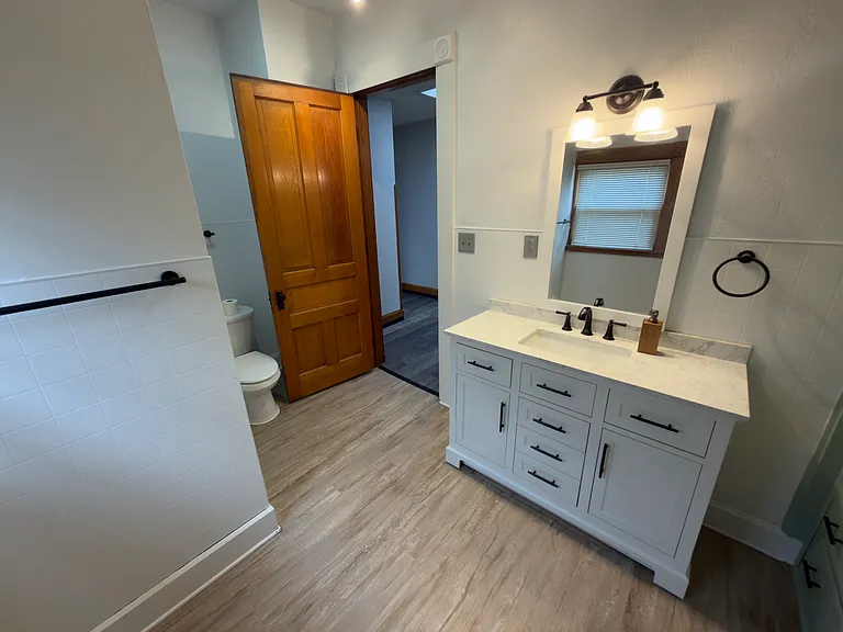 325 E Main St #2 — Photo 5