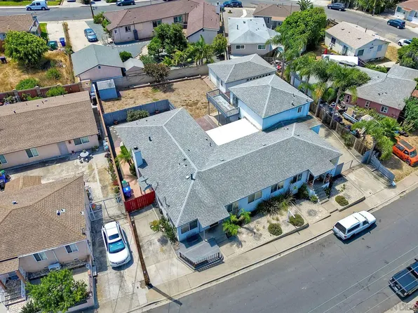 6715-6717 N Elman St, San Diego, CA 92111