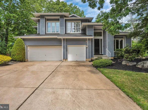 5 Promenade Pl, Voorhees, NJ 08043