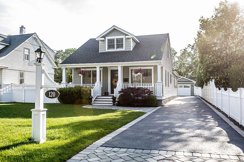 120 Rollstone Ave, West Sayville, NY 11796 Zillow