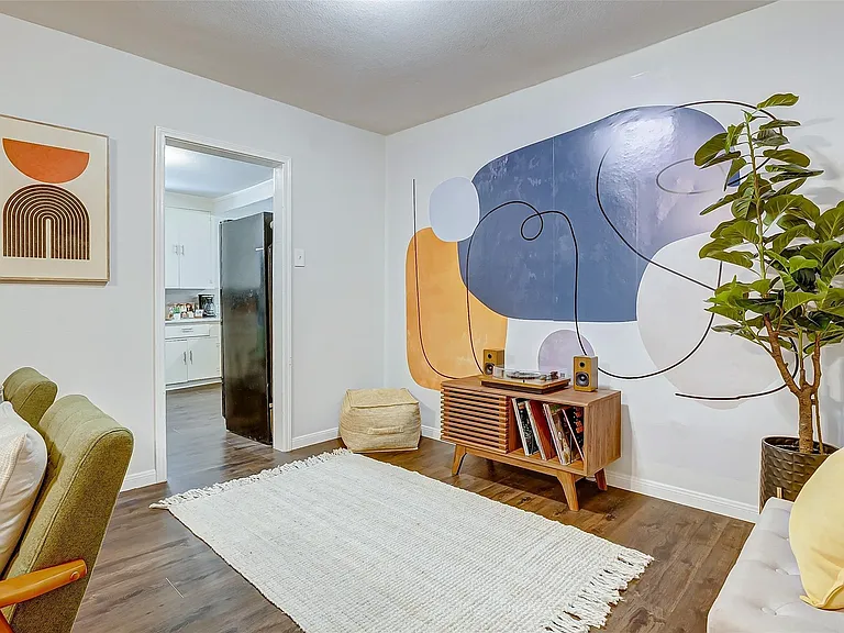 4440 Castor St — Photo 22