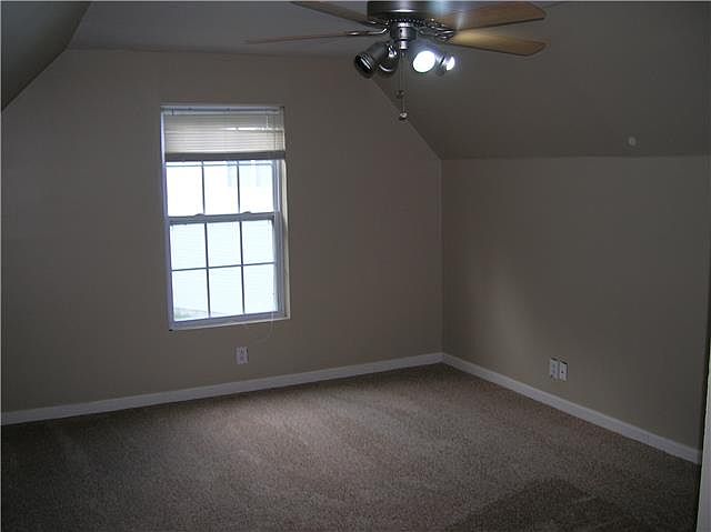 2nd image of 809 Garrett Way Ct