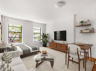 21 Grove St APT 2B, New York, NY 10014