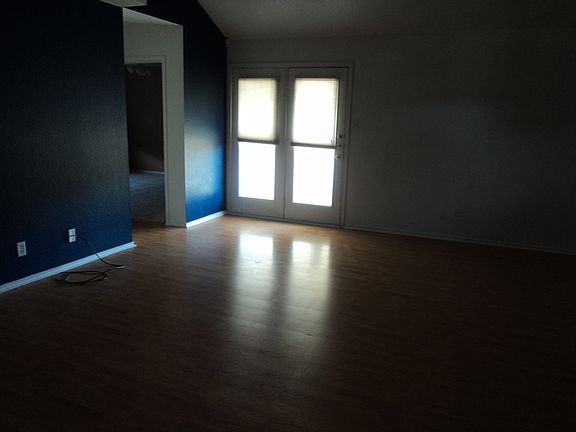 4th image of 3501 Woodrow Dr