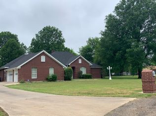 7495 Whippoorwill Dr, Paris, TX 75462