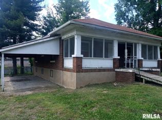202 N Charles Ln, Dongola, IL 62926