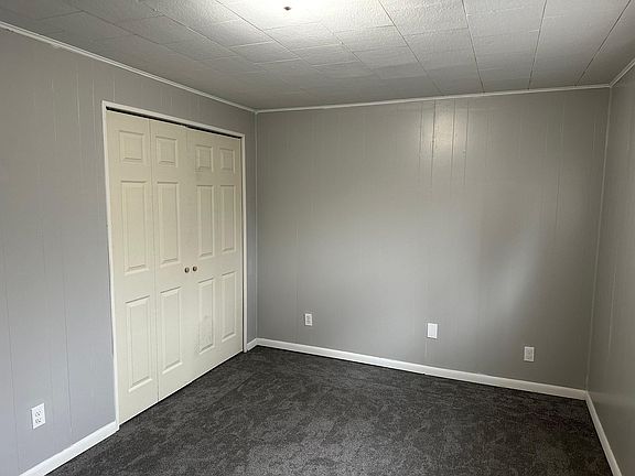 5th image of 1040 Bowerman Dr #4