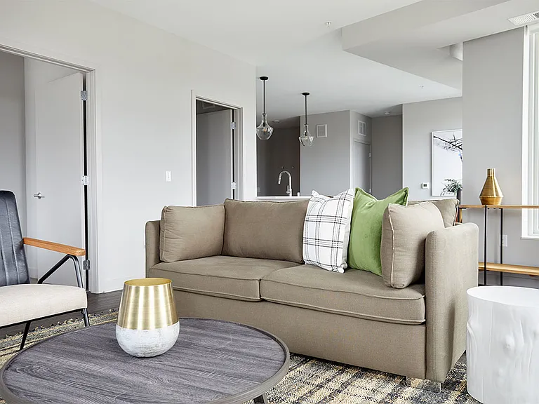 Luna Apartments — Photo 90