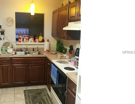 4th image of 2324 Nansen Ave