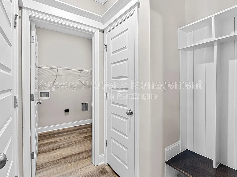 2103 Denmark Ave SE — Photo 5