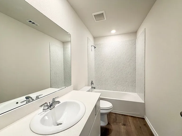 1116 Riverbrook Ln — Photo 9