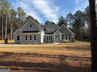 98 Mud Bridge Rd, The Rock, GA 30285