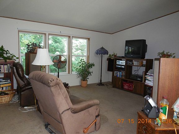 3rd image of 381 E Budd Dr