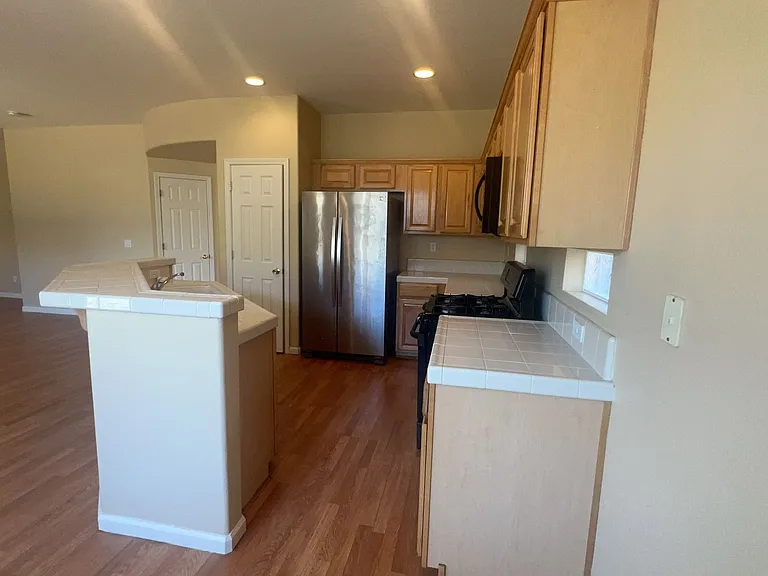 3548 Santa Maria Ave — Photo 8