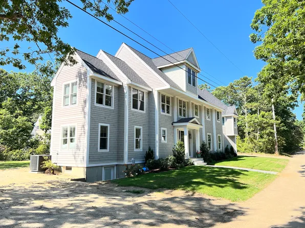 99 The Blvd, Edgartown, MA 02539