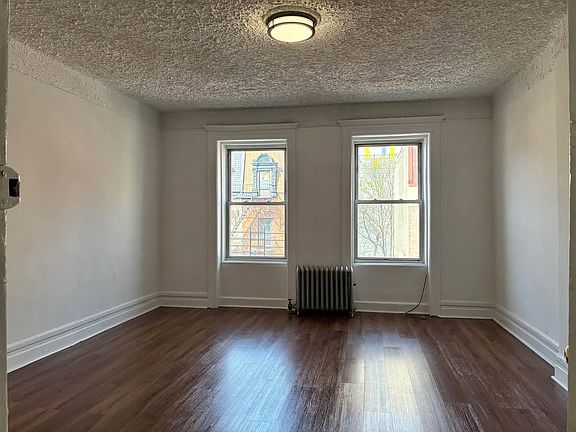 2nd image of 556 W 161st St #3F