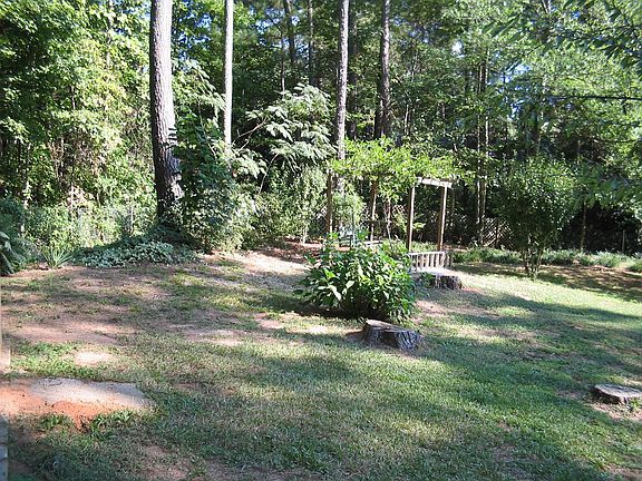 Swing Area in Yard