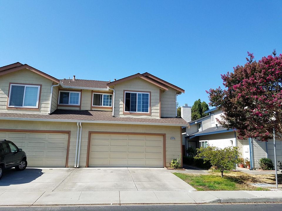 Duplex to the right
