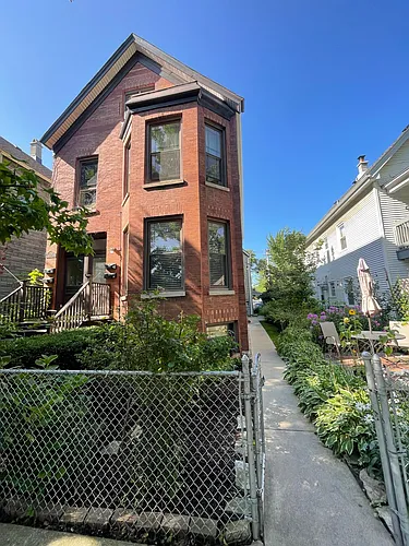 2314 W Winnemac Ave #2R Photo 1