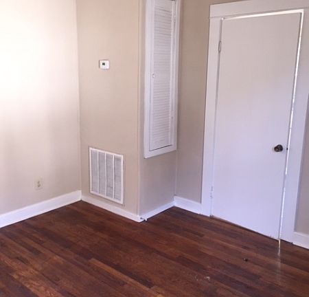 5th image of 1211 Numa St