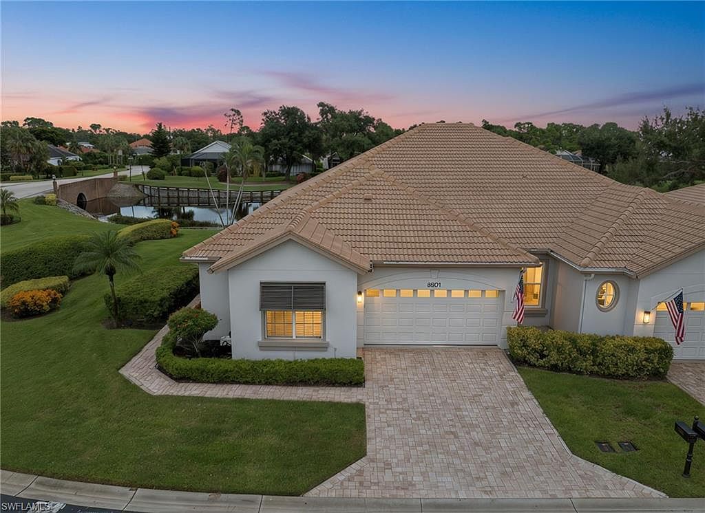 8501 Fairway Bend DR