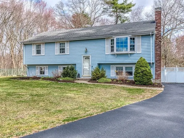 26 Pinto Way, Mansfield, MA 02048