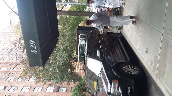 Rented by Toby Berkowitz Real Estate | media 9