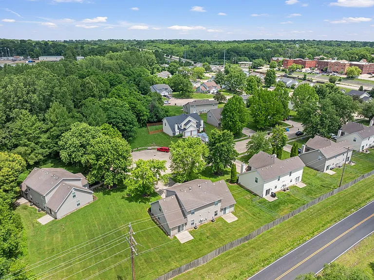 4410-4412 Cheryl Ct. — Photo 35
